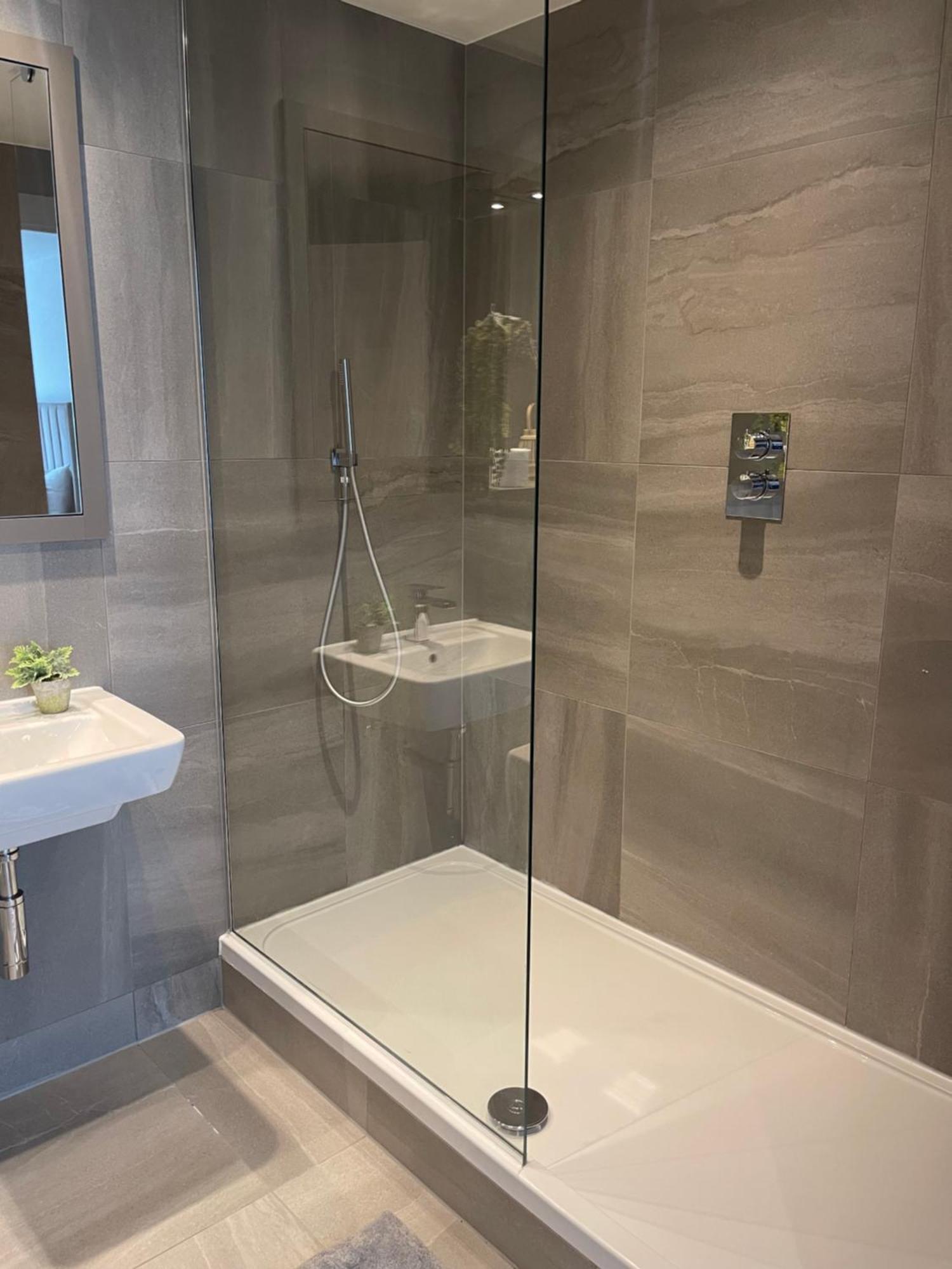 Modern 2 Bedroom City Centre Apartment W Balcony Manchester Exterior photo