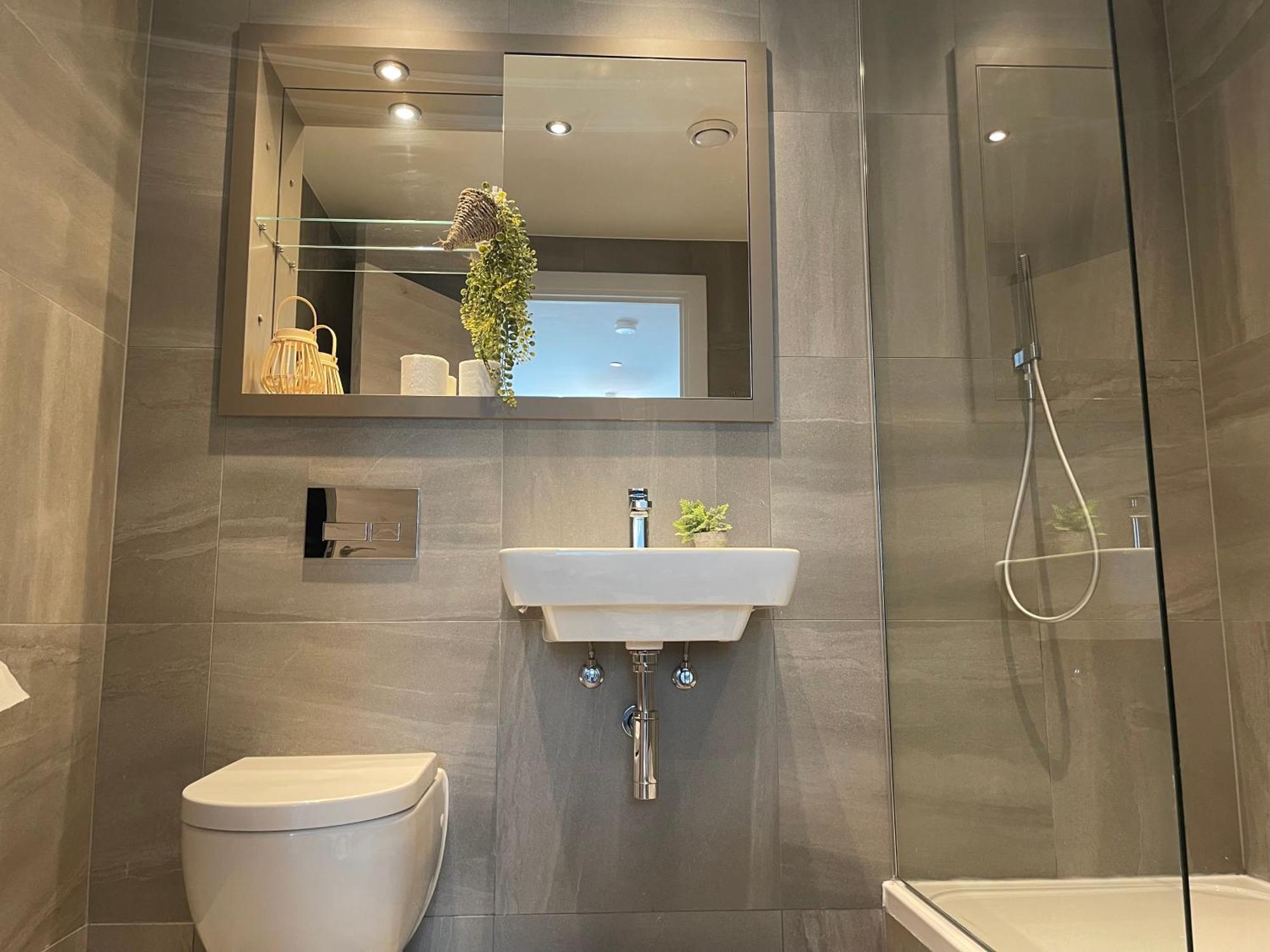 Modern 2 Bedroom City Centre Apartment W Balcony Manchester Exterior photo
